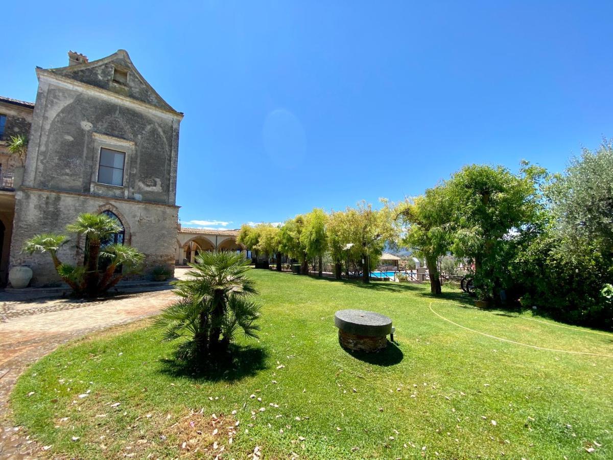 Le Colline Del Gelso-Masseria Mazzei Pensionat Rossano Exteriör bild